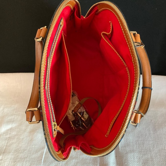 Dooney & Bourke NWT Black Tartan Plaid Zip Zip Satchel | Classic Structured Bag - Picture 2 of 12